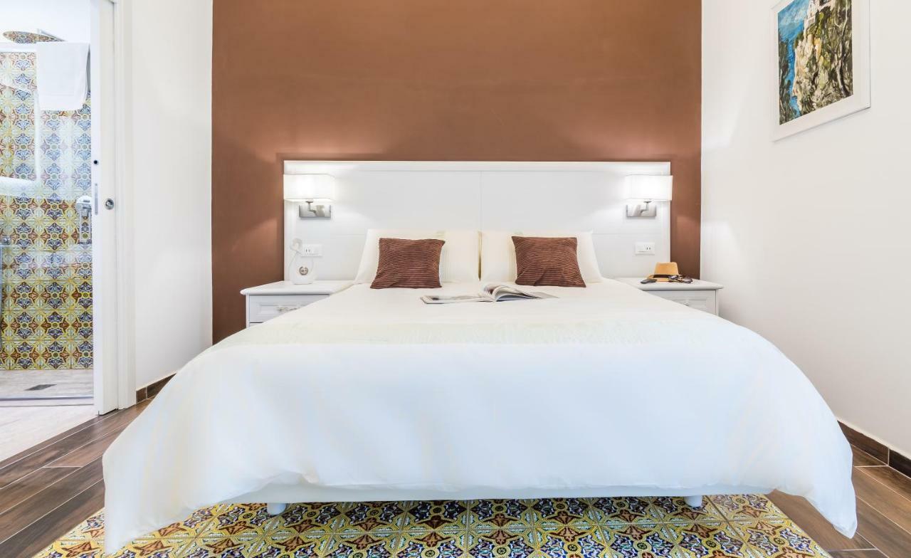 Suites Sorrento Elegance Exterior photo